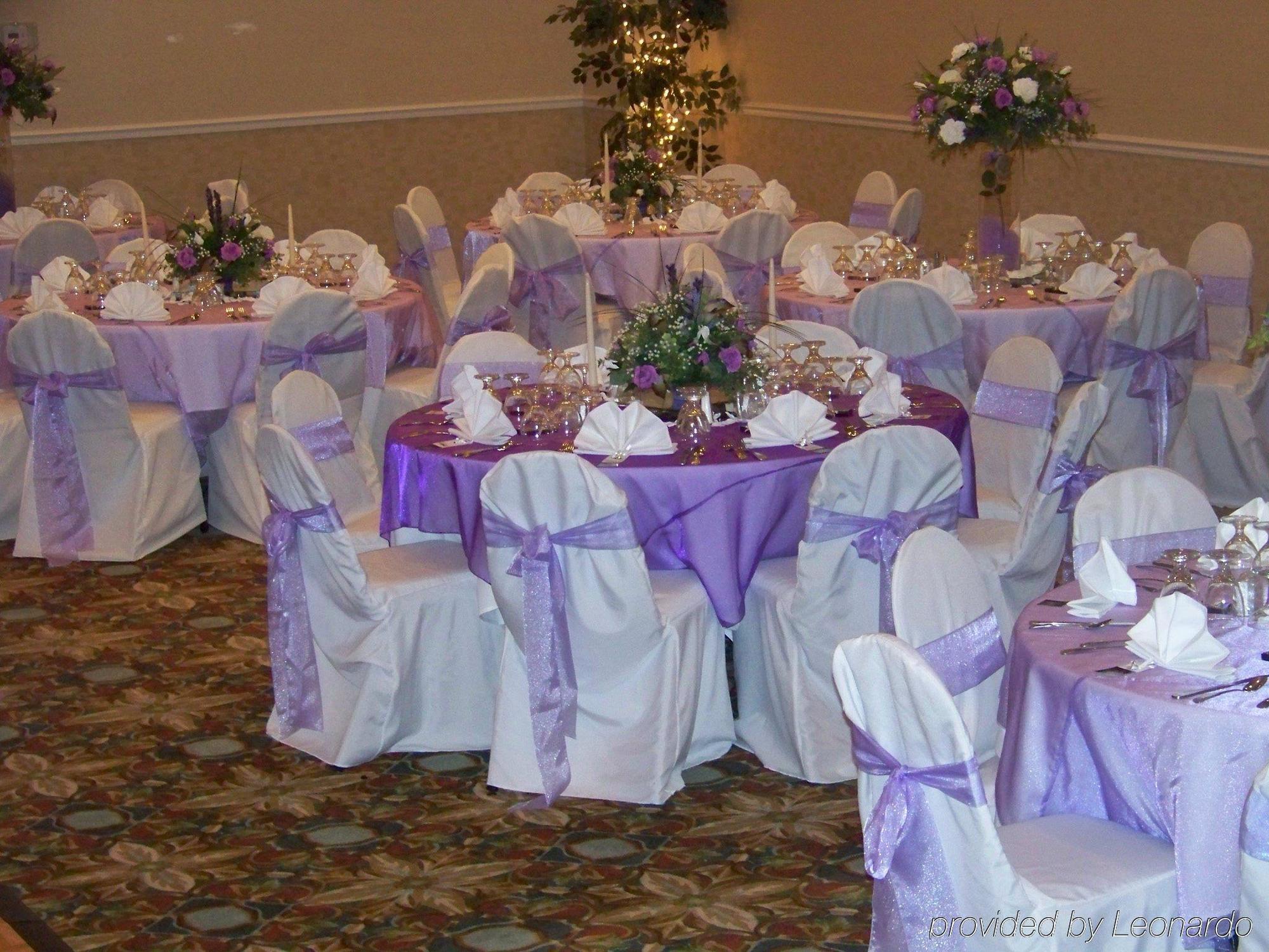 Doubletree By Hilton Fayetteville Buitenkant foto